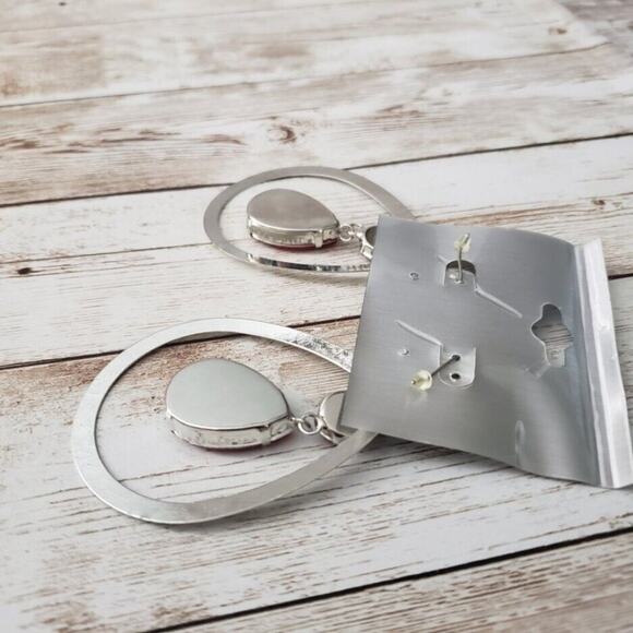 CT Color Earrings Silver Tone & Red Gem Statement Dangle Extra Large - New - Picture 4 of 4